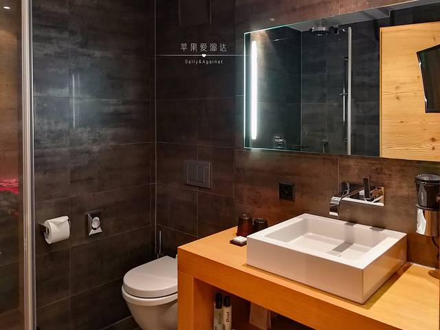 采尔马特火车站