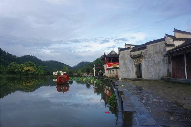 胡文光刺史牌楼