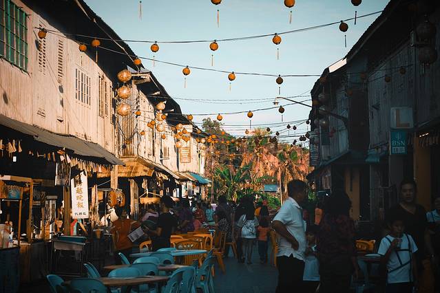 新尧湾老街夜市