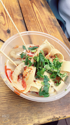 夜晚将近九点多到达永兴坊,很多美食已经关门