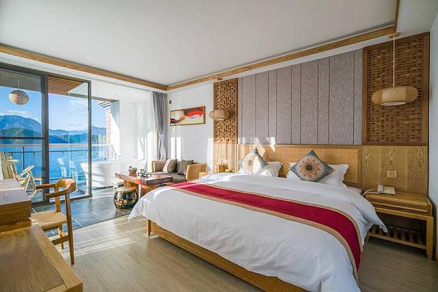 亲爱的. 泸沽湖