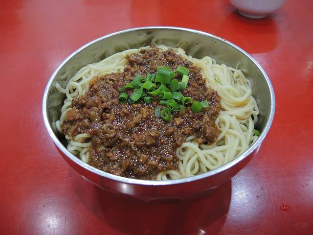 蒋炸酱(内东街店)