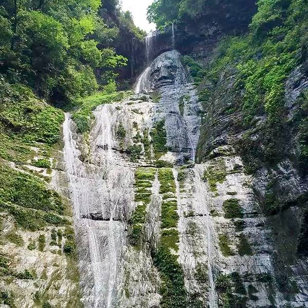 旅游景点推荐湖北三峡 2fa9a3cd9175ab5.jpg_600x600x70_d1e18232.jpg