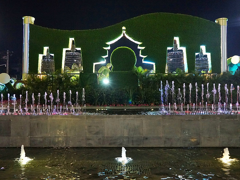 开元广场旅游景点图片