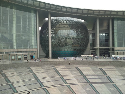 上海科技馆在 上海科技馆丨旅游攻略丨景点介绍