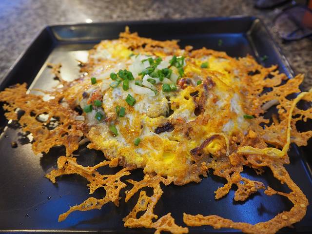 Hoi-Tod Chaw-Lae Restaurant