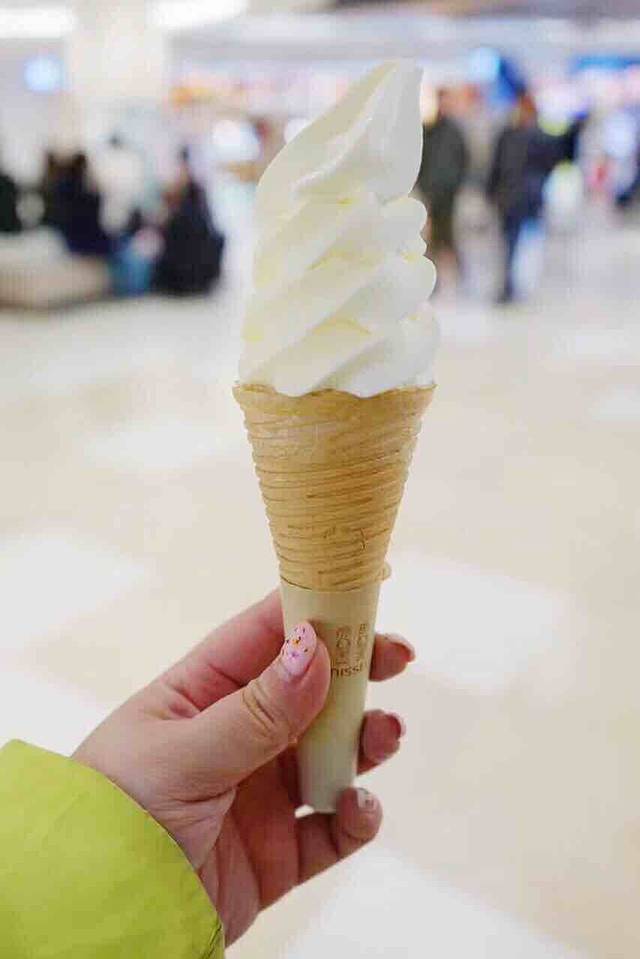 Nouvelle Vague LeTAO Chocolatier