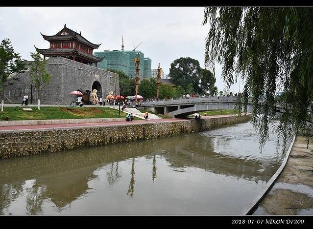 水城古镇