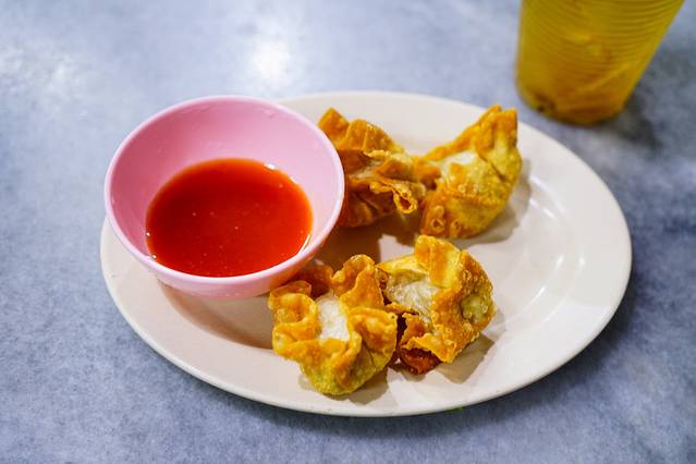 Hoong Tho Restaurant