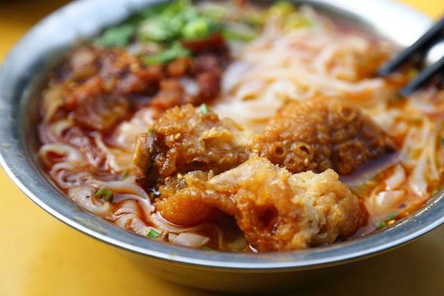 铁桥头老牌红烧猪脚粉