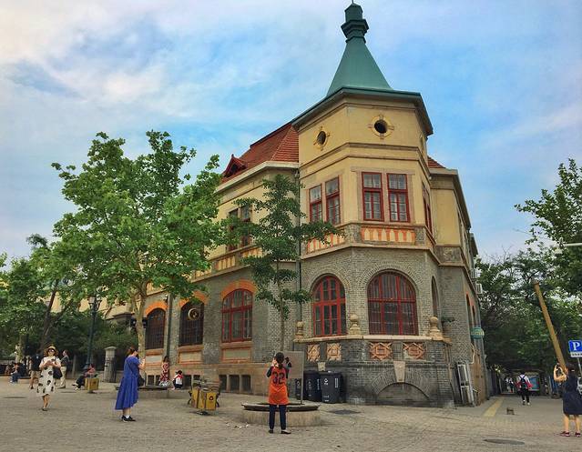 千遇千寻旅行馆