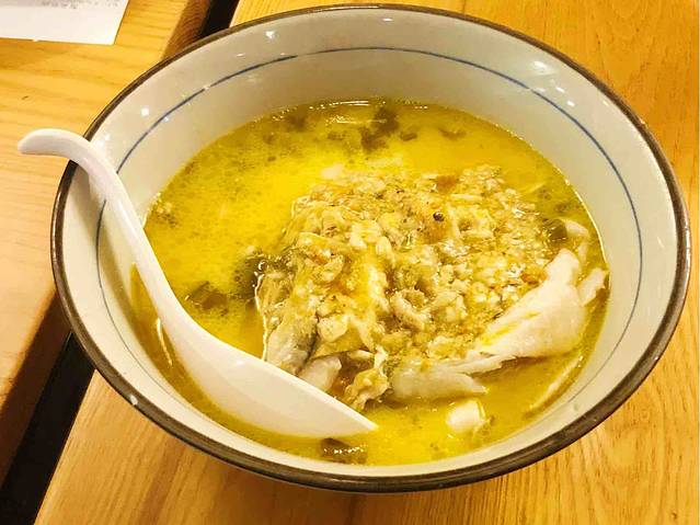 蟹黄鱼(外滩中央旗舰店)