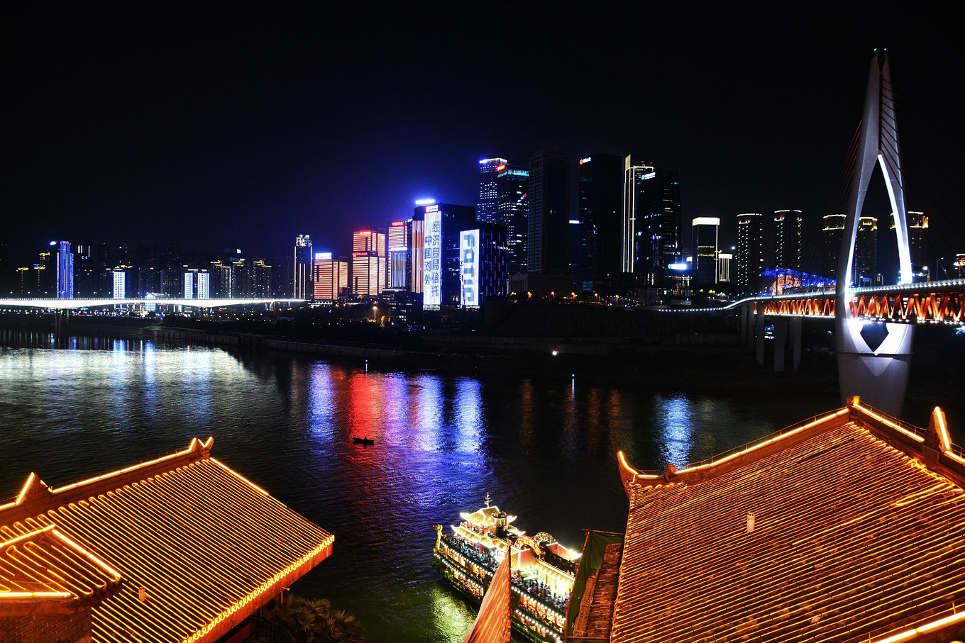 重庆强胜体育携手市教委推进校园体育合作项目落地实施