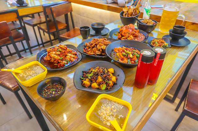 阿杜炒蟹(龙虾，烧烤，海鲜未来方舟店)