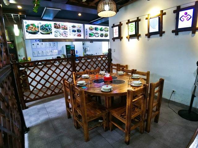 九道菜有鸡鱼头(银亭路店)