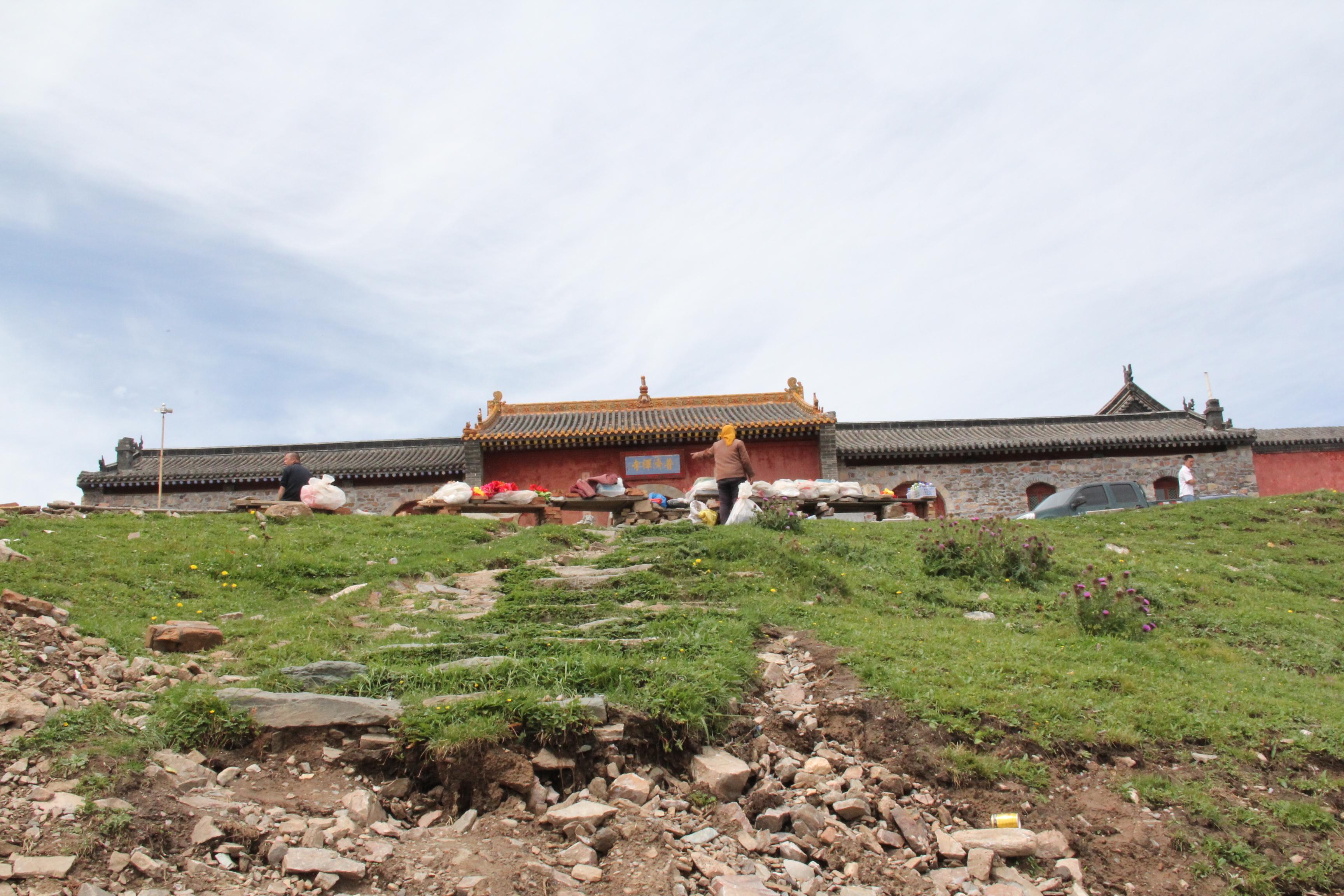 南台锦绣峰旅游攻略