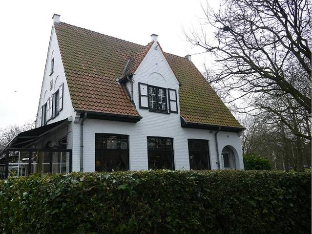 钟楼和哈伦广场