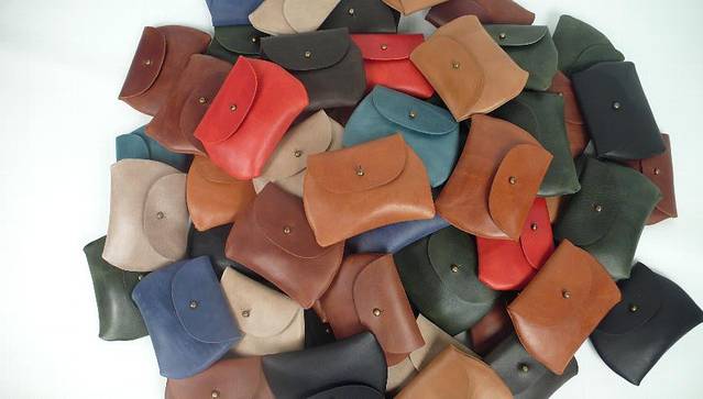 Iñaki Sampedro皮具包店