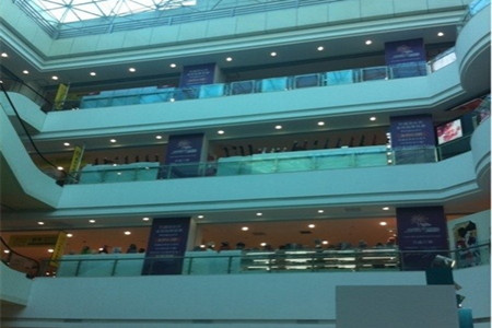 岳阳新百盛商场