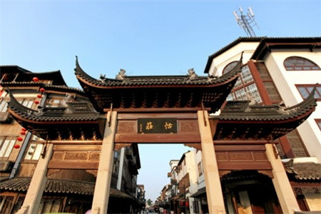 凤凰山景区恬庄古街