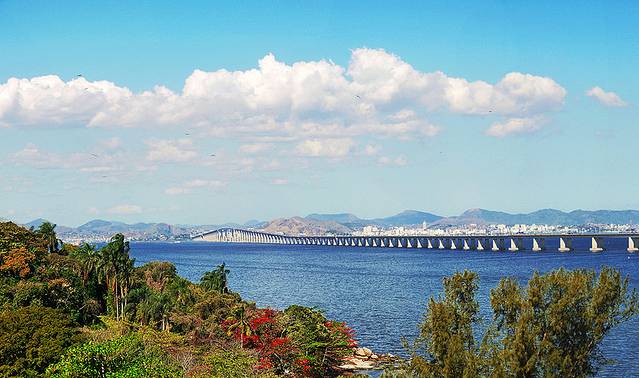 里约-尼泰罗伊大桥
