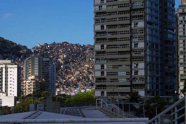 时尚大厦购物中心