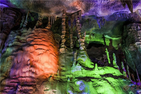 泰安地下龙宫（原泰山大裂谷）的图片