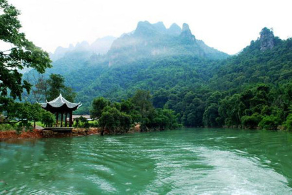 金秀景点,金秀圣堂山,金秀县城_大山谷图库