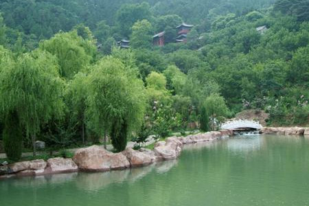 山东灵泉山旅游风景区