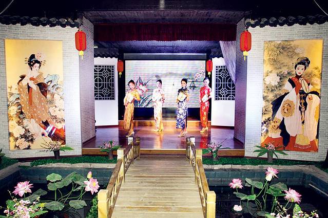 《千秋粉黛》表演