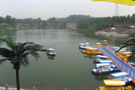 霸州市名泉水上乐园