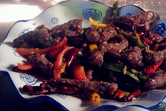 金卯白肉罩火烧