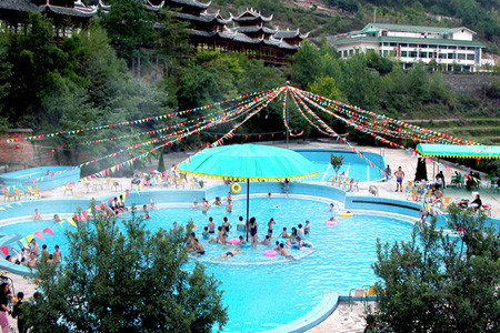剑河仰阿莎温泉小镇