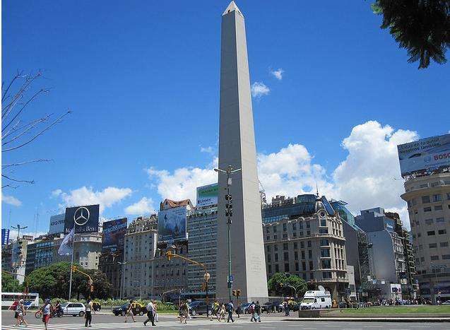 布宜诺斯艾利斯方尖碑