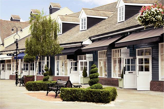 威尔特海姆购物村