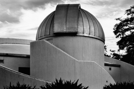 托马斯·布里斯班爵士天文馆