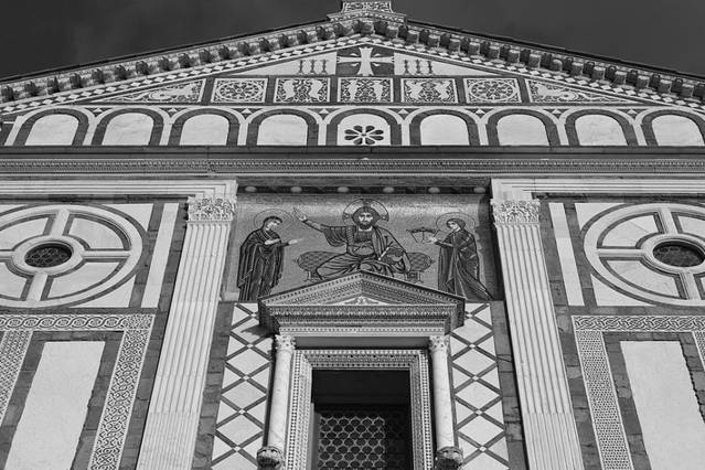 圣米尼亚托大殿