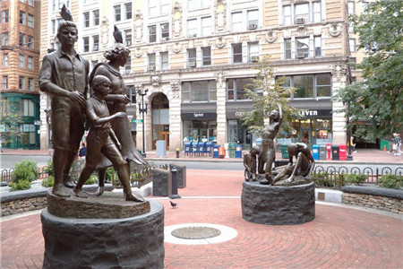 波士顿的爱尔兰饥荒纪念馆