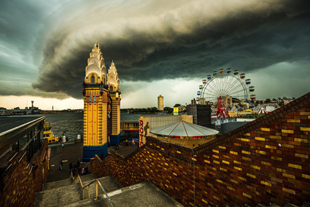月神公园悉尼月神公园(luna park)是坐落于悉尼港北部,是悉尼最受欢迎