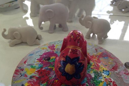 大象彩色彩绘工厂