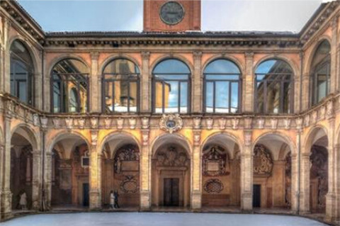 阿奇吉纳西欧宫