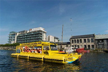 维京海盗水陆巡游