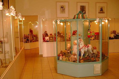 Dolls Museum
