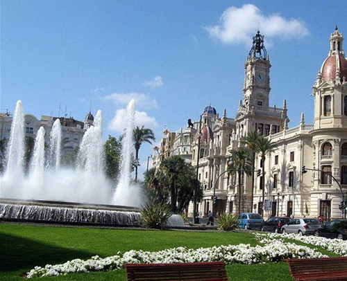 瓦伦西亚市政广场