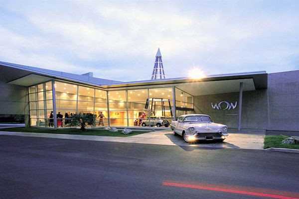 世界穿着艺术及古董车博物馆