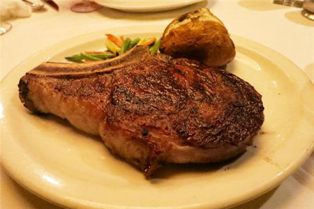 Hy's Steak House - Waikiki