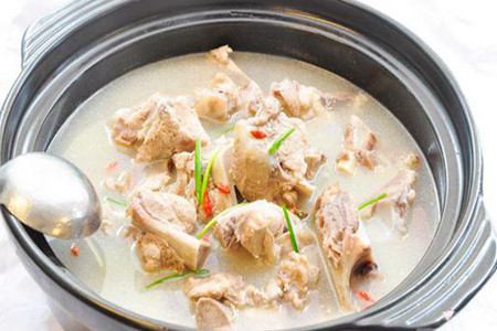 阿二骨煲(江东路店)