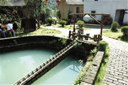 天然居农家乐(温泉南路店)