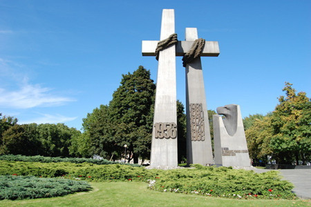 波兹南事件纪念碑