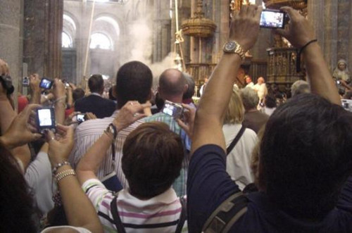 德孔波斯特拉古城中央购物区